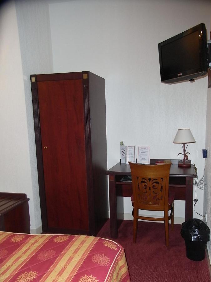 Hotel Du Parc La Rochette  Zimmer foto